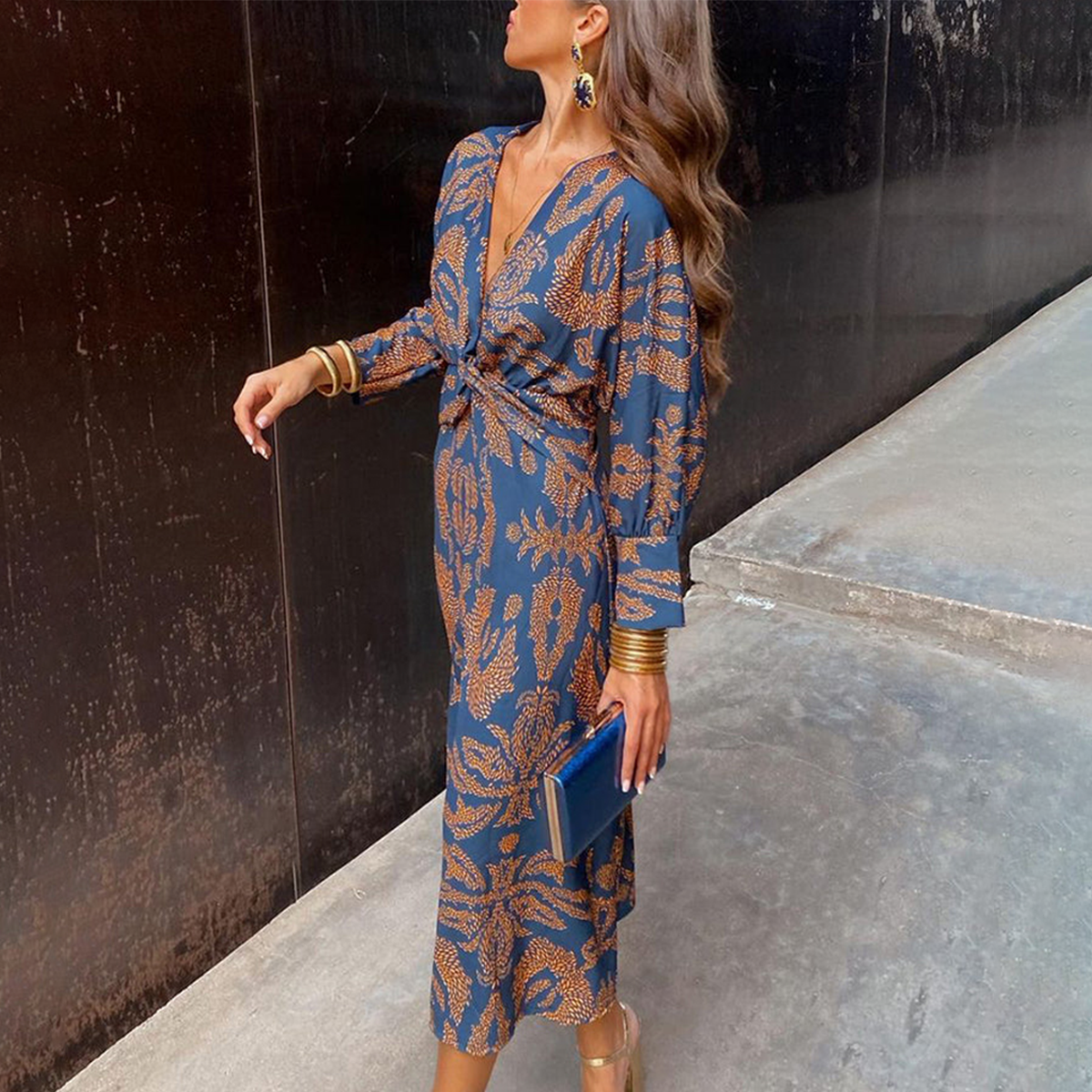 Grace Groovy Blue Long Sleeve Midi Dress